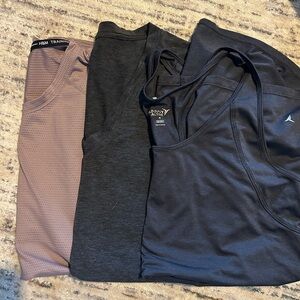 Maternity workout tops